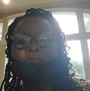 Meet your Posher, Calandra